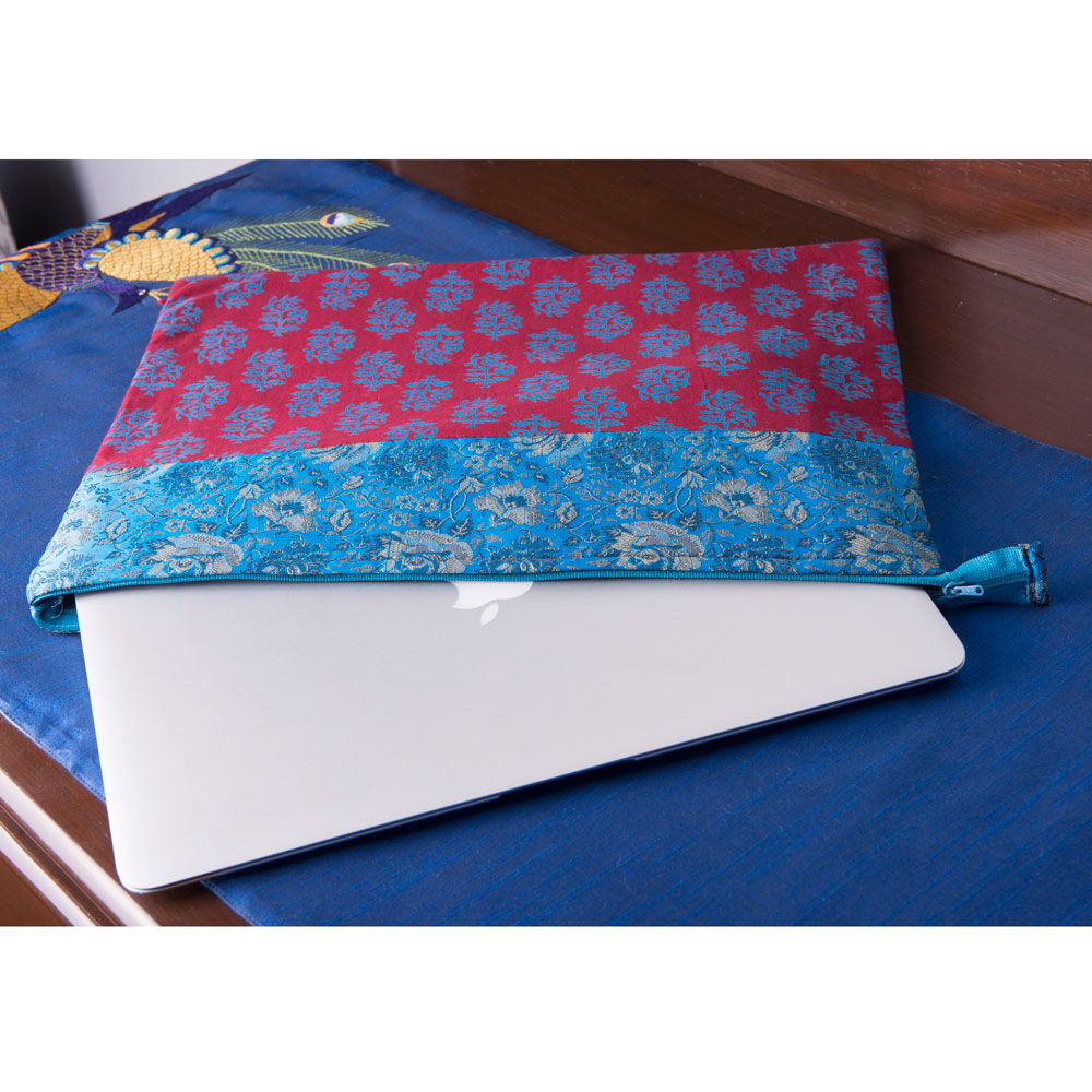 handcrafted-fabric-laptop-sleeve