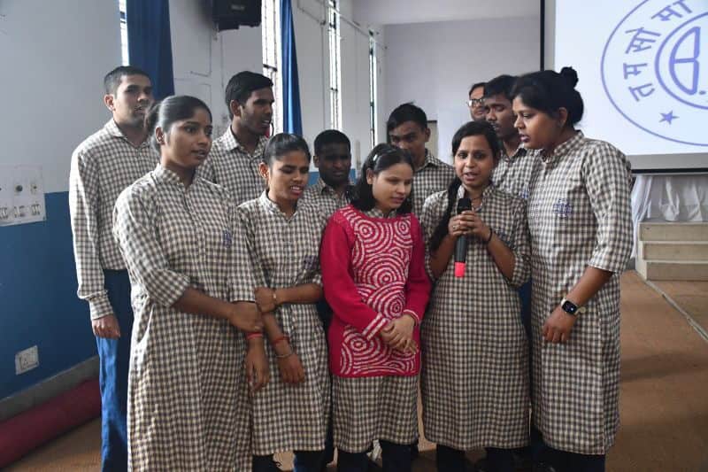 school-unifrom-for-blind-relief-association